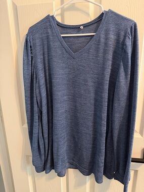 Amazon Women's V-Neck Long Sleeve Top - Denim Blue